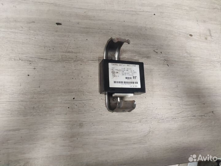 Блок управления центральным замком Шевроле Лачетти