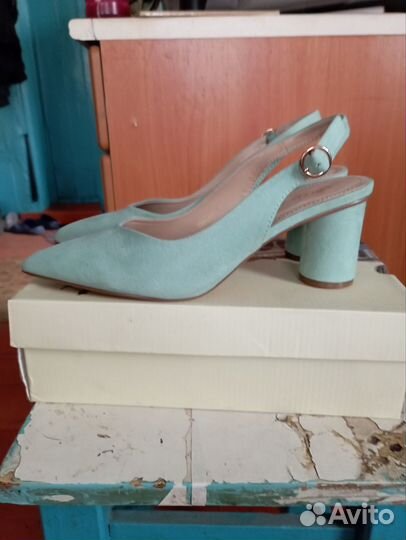 Туфли женские 39 размер новые