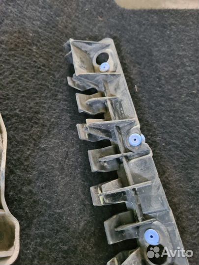 Крепление бампера заднее LADA Largus K4M 2016