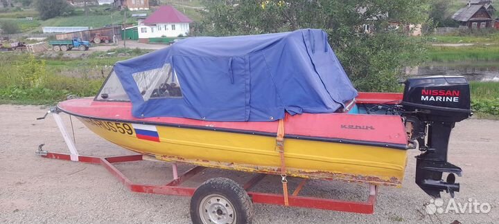 Лодка крым с мотором