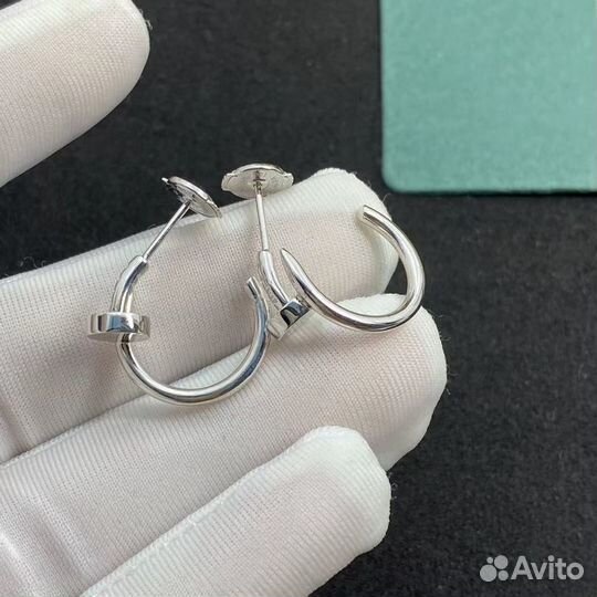 Серьги Cartier из белого золота