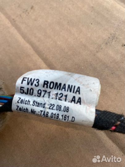 Проводка передней двери правая Skoda Fabia 2