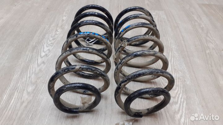 Пружина задняя Honda Civic 8 2009