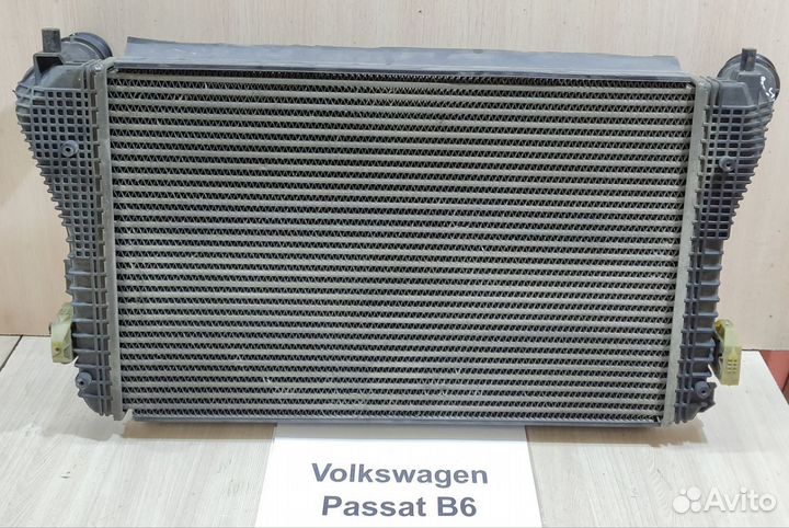 Радиатор интеркулера Volkswagen Passat B6, 2008г