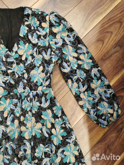 Платье с пайетками