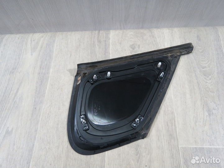 Форточка задняя правая Kia Optima 4