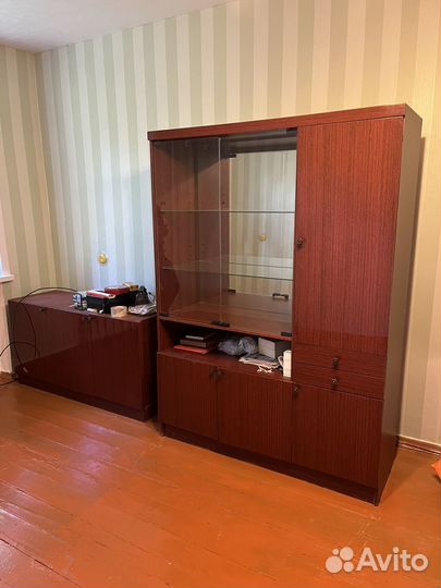 Шкаф сервант