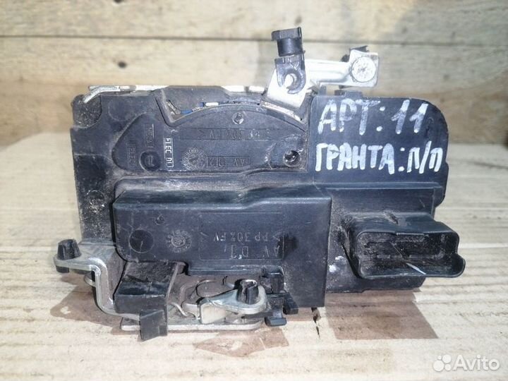 Замок двери передний правый LADA Granta 1.6 8кл