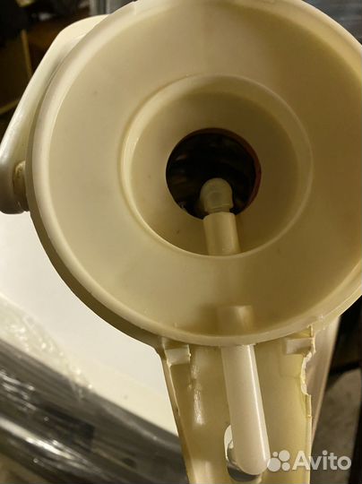 Термос помповый