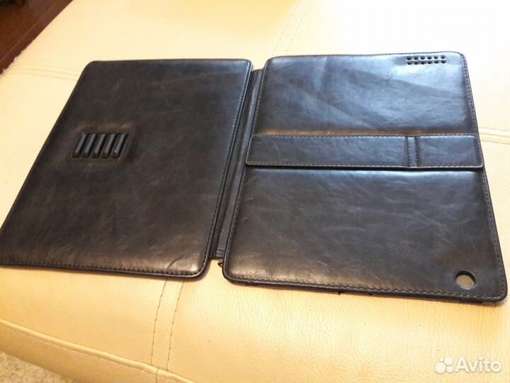 Чехол кожаный новый крутой.для планшета