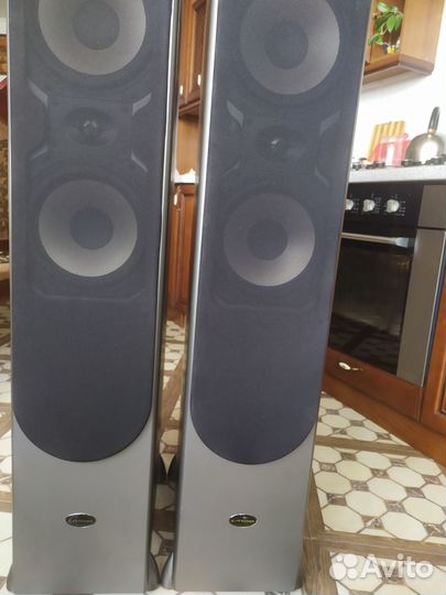 Акустика Ultimate Stage 5.1 300 вт 2 колонки