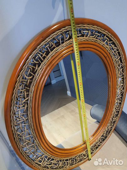 Зеркало настенное