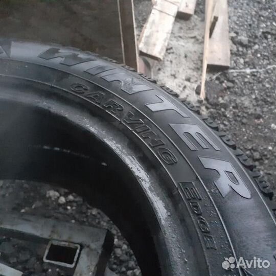 Pirelli Winter Carving 205/55 R16