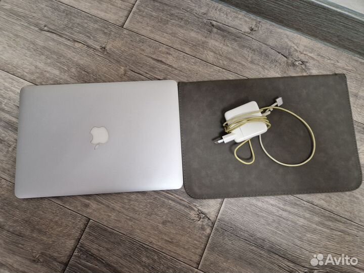 Apple MacBook Air