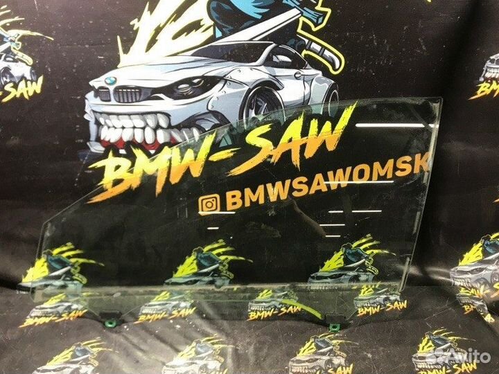 Стекло двери переднее левое Toyota Camry ACV40