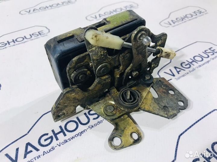 Замок двери передний левый Skoda Felicia 1999