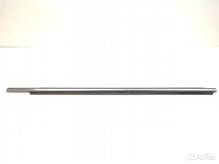 Молдинг стекла передний левый Mitsubishi Outlander