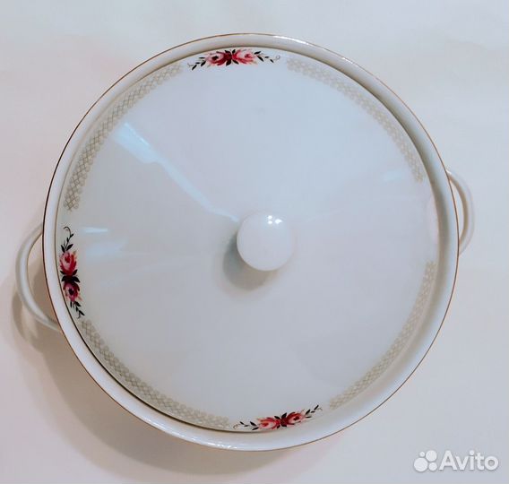 Старинная фарфоровая супница