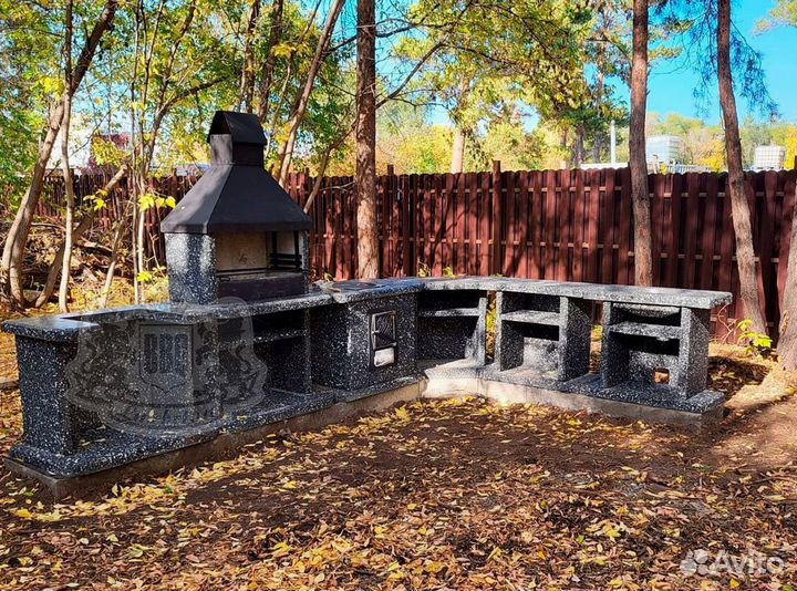 Мангальная зона и подарок на выбор