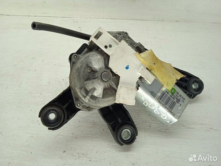 Моторчик заднего стеклоочистителя (дворника)