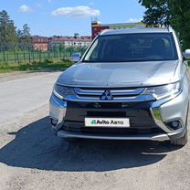 Mitsubishi Outlander 2.0 CVT, 2016, 228 891 км, с пробегом, цена 1 850 000 руб.