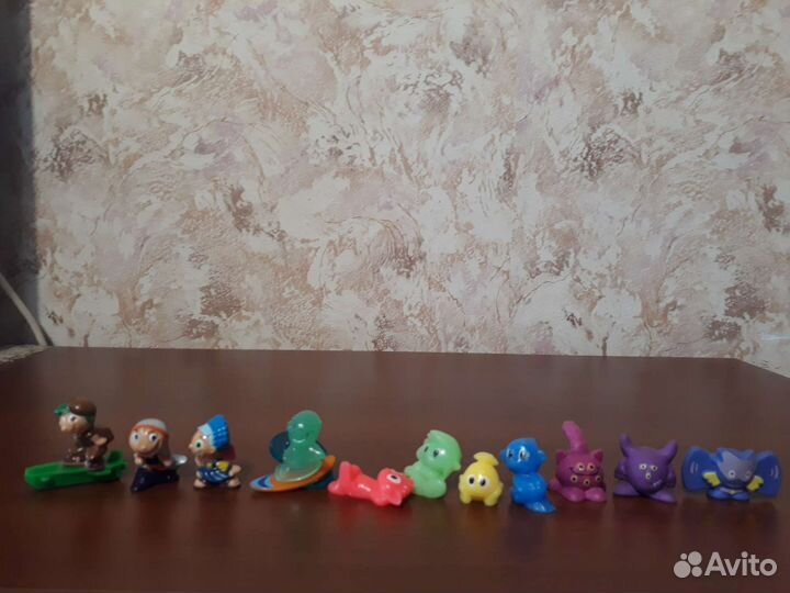 Киндер игрушки разные