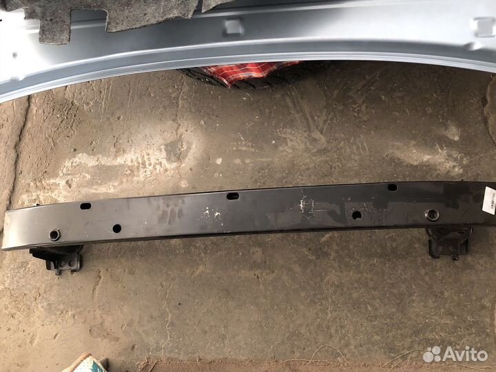 Усилитель переднего бампера Тойота Королла 150