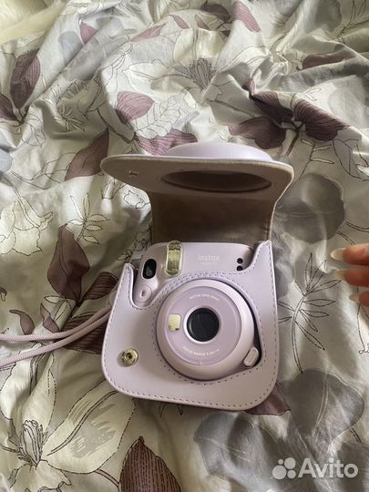 Фотоаппарат мгновенной печати instax mini 11