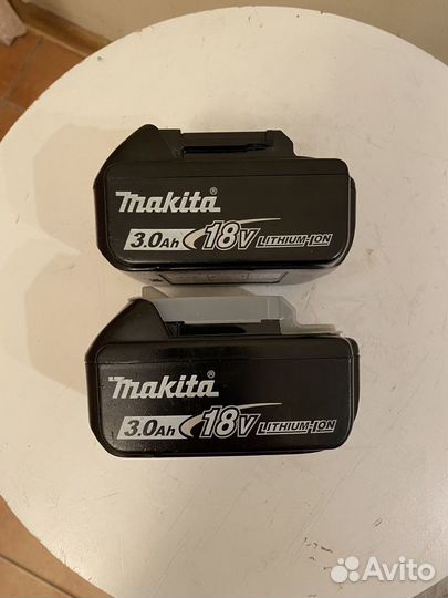 Makita 18v 3.0ah почти новые аккумуляторы оригинал