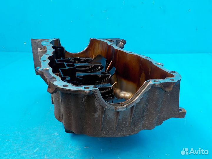 Масляный поддон двигателя renault Megane 3 2009-20