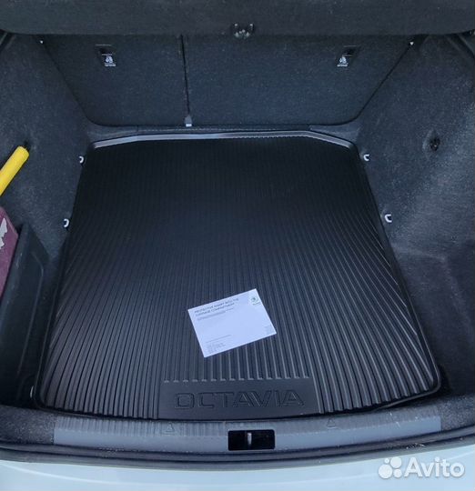 Ковер багажника octavia A8
