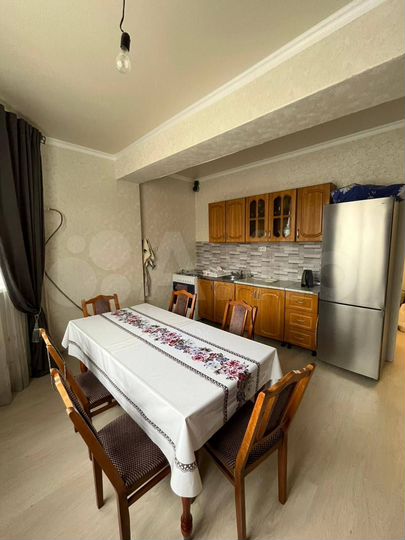 2-к. квартира, 72 м², 5/5 эт.