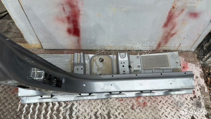 Порог кузова правый Bmw 5 Серия E60 2.5 AT