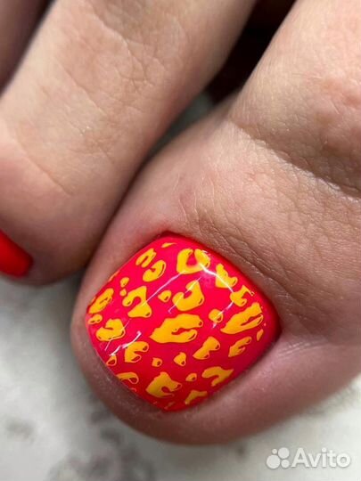 Мастер маникюра и педикюра