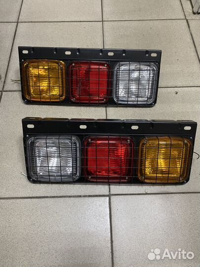 Задние фонари тройные Fuso, Diesel, Forward пара