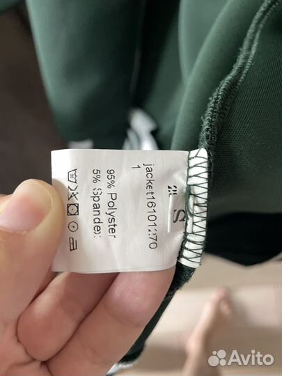 Кофта бомбер