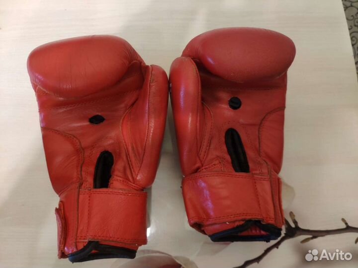 Боксерские перчатки с открытыми пальцами