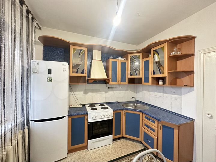 2-к. квартира, 56 м², 8/9 эт.