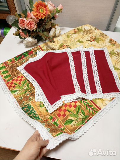 Скатерть и салфетки новогодние
