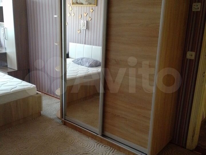 Комната 30 м² в 6-к., 1/2 эт.