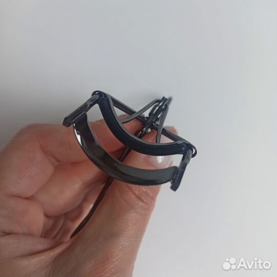 Shiseido щипцы для завивки ресниц