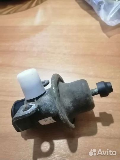 Регулятор давления топлива ваз