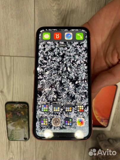 iPhone Xr, 64 ГБ