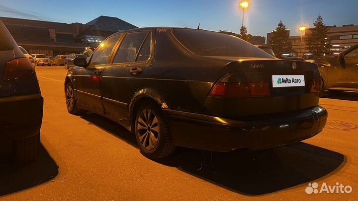 Saab 9-5 2.0 МТ, 1998, битый, 250 000 км