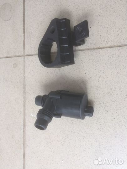 BMW E60 E61 Дополнительная помпа охлаждения с Япон