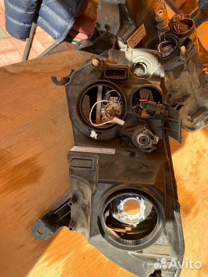 Фары на renault logan