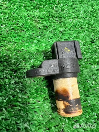 Датчик положения распредвала на Нyundаi Аcсent G4E