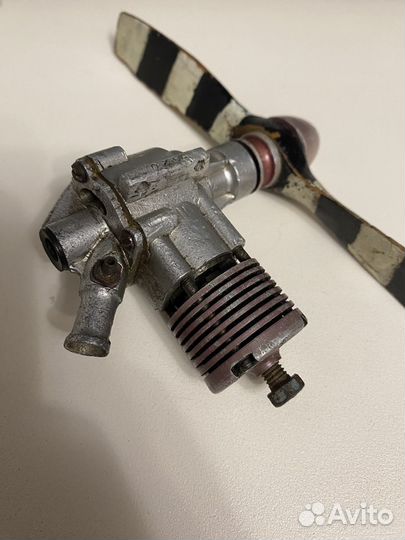 Микродвигатель для авиамодели