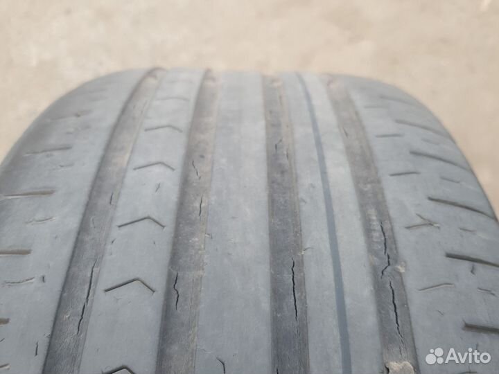 Continental ContiPremiumContact 5 215/55 R16