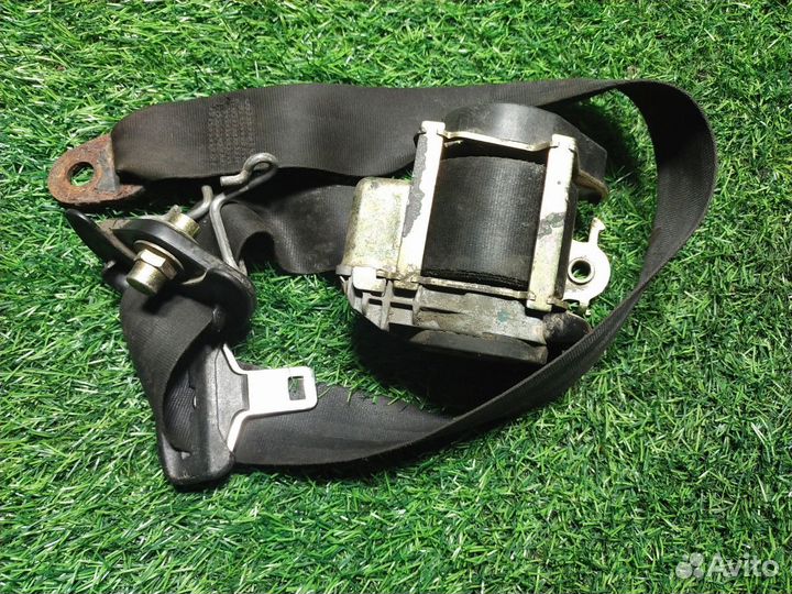 Ремень безопасности Peugeot 307